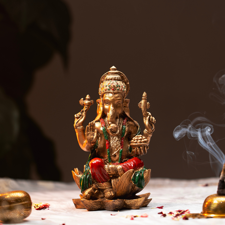 Ganesh Ji Idol (7 Inches)